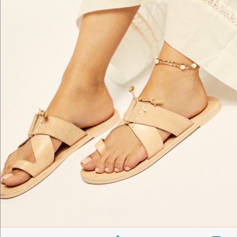 NWOT Free people Sophie sandal